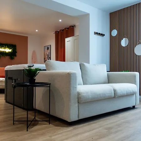 アパート Comme Chez Soi -